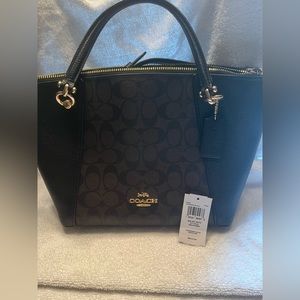 Kacey Satchel In Signature
Canvas - rarely used - perfect condition